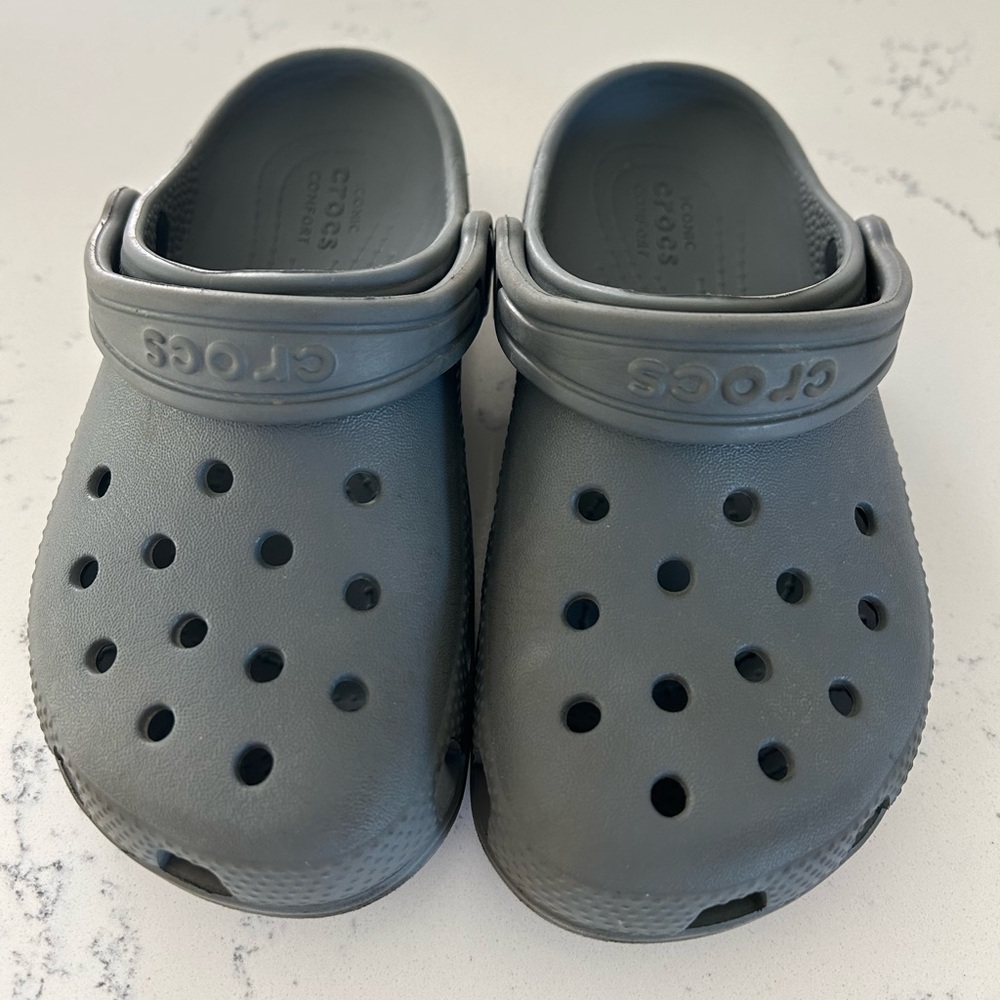 Boys gray crocs. Size 11C